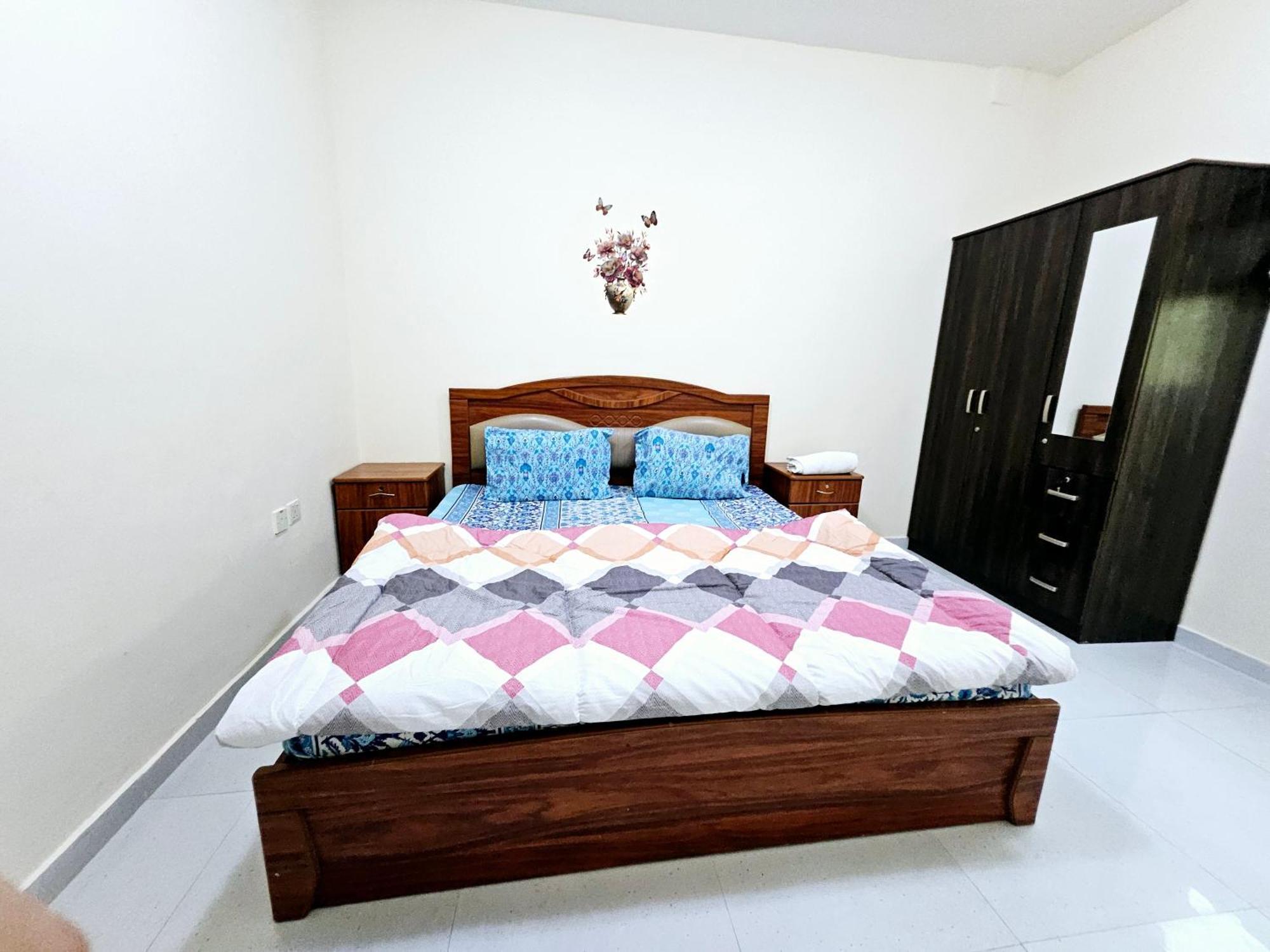 Apartment Spacious 2 Bed With 2 Bathrooms *